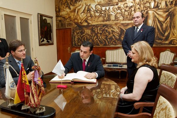 Decorations awarded in Valencia